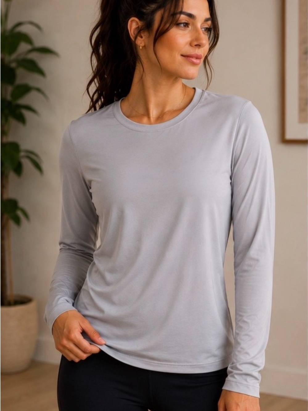 Fourlaps Women’s Performance Long Sleeve Shirt Gray Size Large Athletic Workout